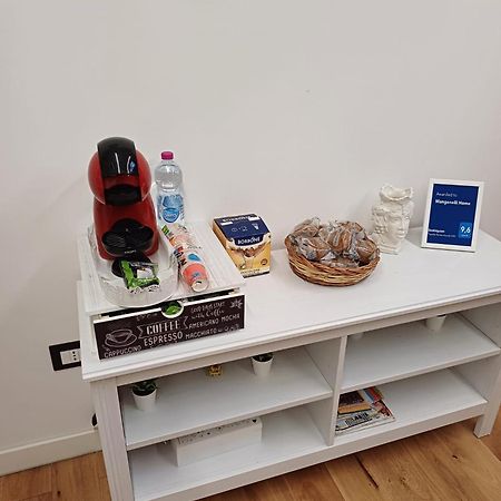 Manganelli Home Catania-Fontanarossai nemzetközi repülőtér Kültér fotó